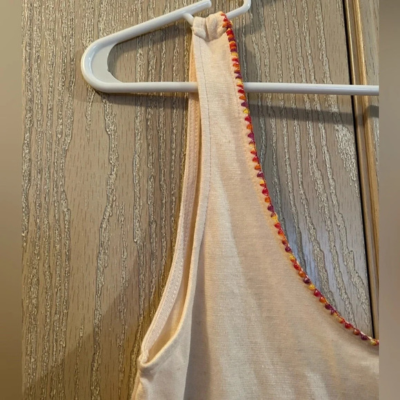 NEW Free People Intimately Cream Red Embroidered Lightweight Tank Top 2 Sz XS - Picture 4 of 5